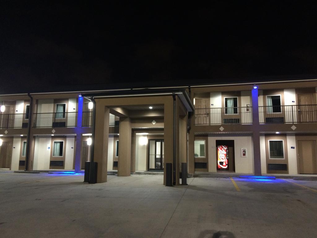 Paradise Inn & Suites Baton Rouge Buitenkant foto