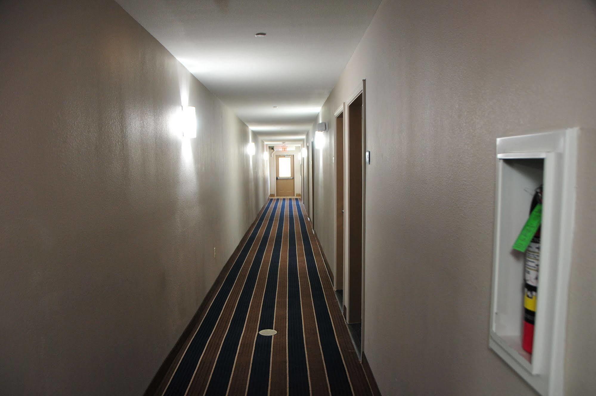Paradise Inn & Suites Baton Rouge Buitenkant foto